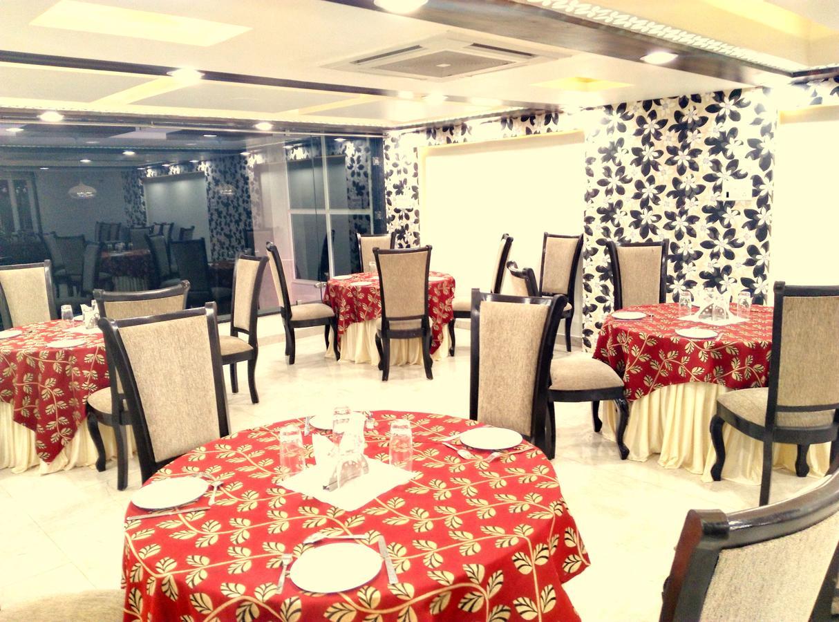 Hotel Tilak Бхопал Екстер'єр фото